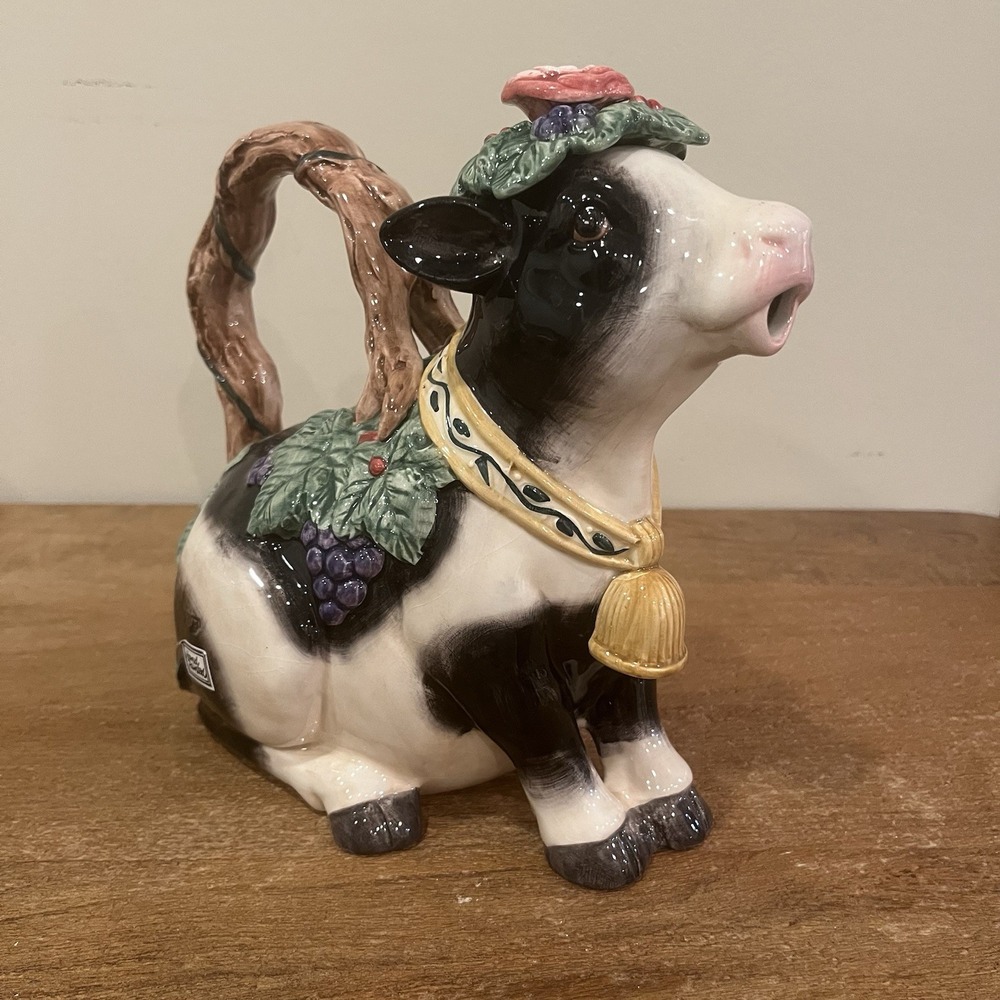 VTG 1994 Fitz & Floyd Heidi Holstein Whimsical Cow Lidded Pitcher Floral Grapes
